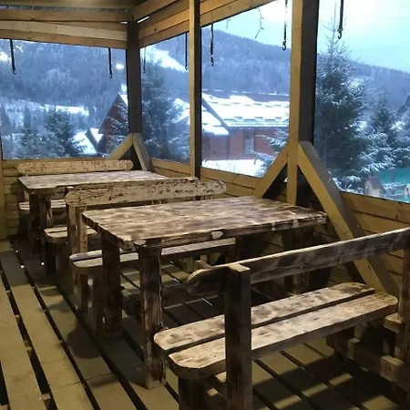 приватна два сини та донька Gæstehus Bukovel